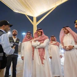 ضبط 13 وافدًا مخالفًا لأنظمة وتعليمات الحج لمحاولتهم الدخول إلى مدينة مكة المكرمة سيرًا على الأقدام عبر أحد الطرق الصحراوية