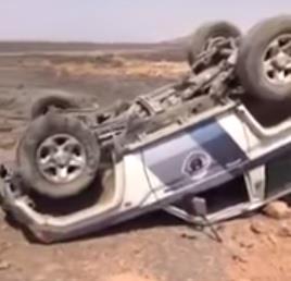 بالصور.. وكيل إمارة جازان يؤدي صلاة الجنازة على جثمان الشهيد علي بن محاسن