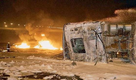 بالفيديو.. محمد بن زايد لجندي إماراتي مصاب: “ذياب ولدي مب أحسن منكم”