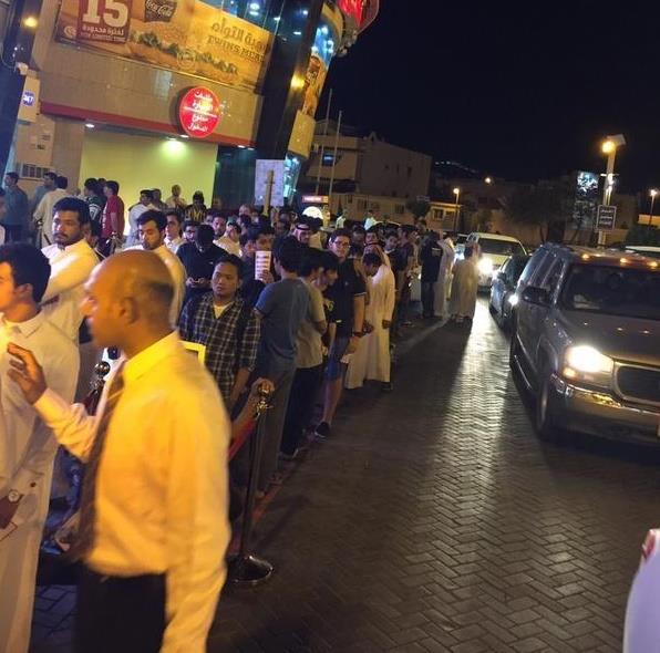 بالفيديو.. العودة يحاور عدداً من القيادات الإسلامية مستطلعاً آراءهم في “داعش”