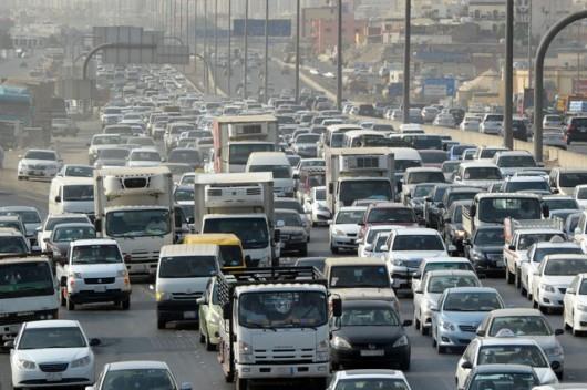 وفاة شخص وإصابة 20 مجهولا في انقلاب دورية