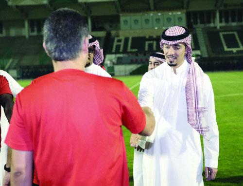 النصراويون يحرجون الاتحاد باللائحة