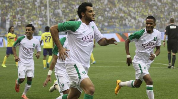 الثقفي يفتح النار على الأهلي : شائعة انتقالي للاتحاد دمرت مستقبلي ..ولن يحققوا الدوري