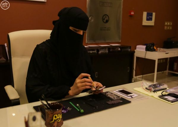 استشهاد مصلٍّ وإصابة آخرين في تفجير بمسجد المشهد بنجران