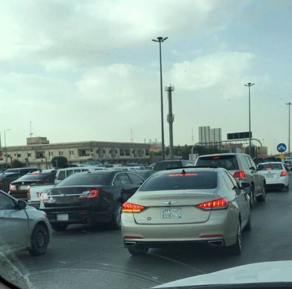 (  12) دورة تدريبية مجانية يومياً بجناح ” التدريب التقني” في الجنادرية تجذب زوار المهرجان