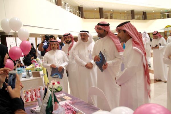 قريبا تنظيم جديد لبصمة الموظفين الحكوميين