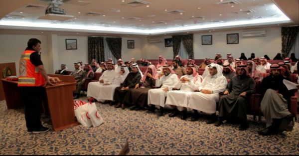 المساعد للشؤن التعليمية بتعليم مكة يدشن مركز التدريب التربوي