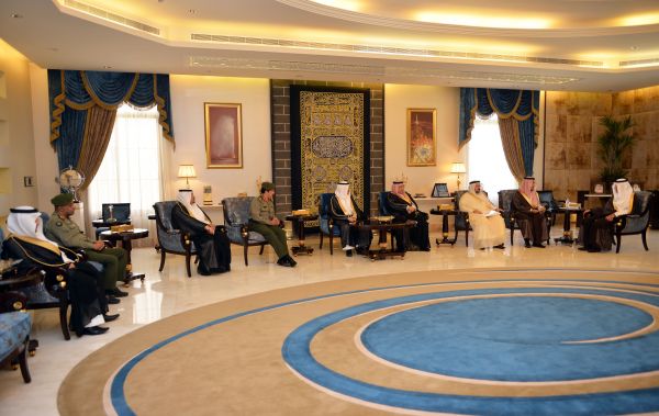 إنقاذ حياة مقيم تعرض للدهس في مستشفى عرير المركزي