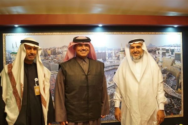 الصحة : نجاح أول عملية منظار للجهاز التنفسي