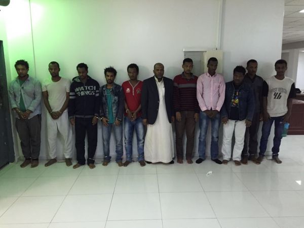 عبدالصمد القرشي تنثر البسمة على شفاه محاربي السرطان بمركز الأميرة نورة بمدينة الملك عبد العزيز الطبية بمحافظة جدة