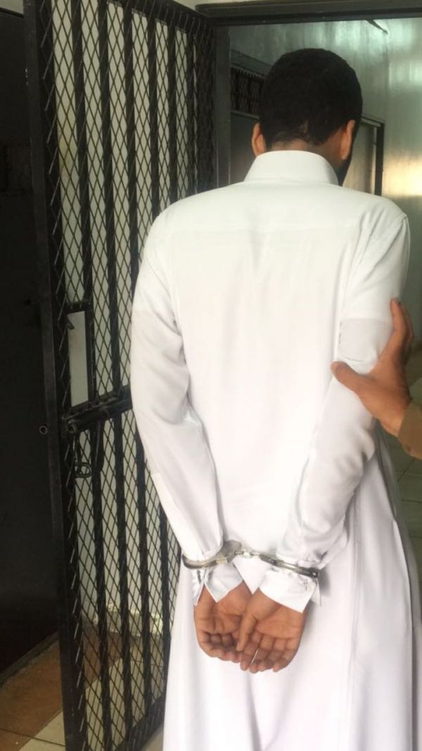 شرطة جازان تضبط مصنعا للخمور وتطيح بأفارقة في سهرة ماجنة بصامطة