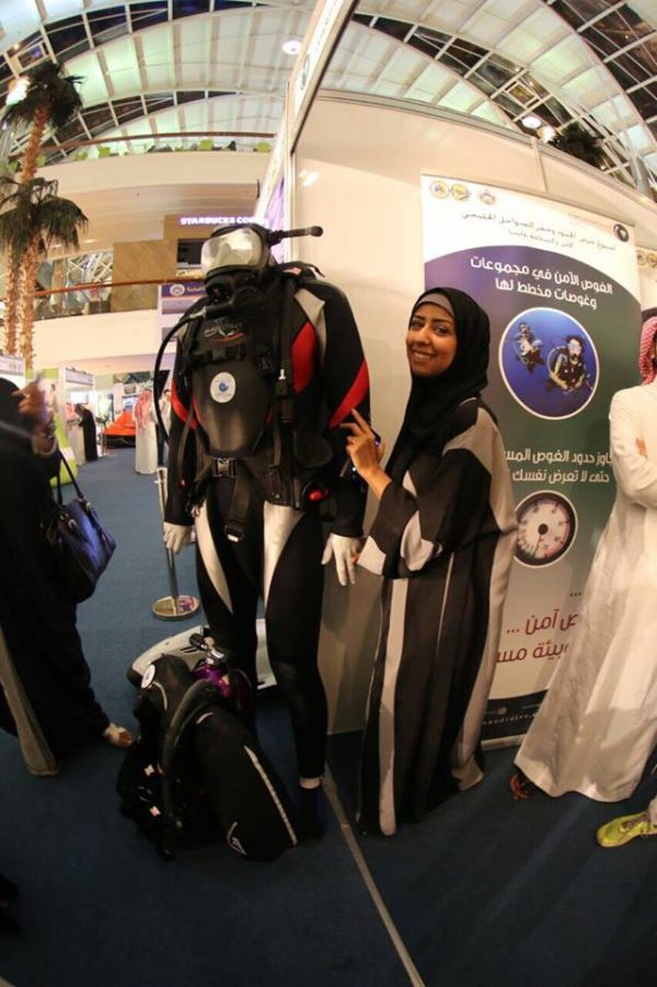 التعليم تنفي خبر عزمها إعادة الابتعاث للدول العربية