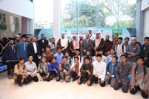 السفير السعودي بالاردن  يقدم تعازيه لضحايا العمل الارهابي بمصر