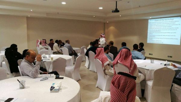 وزير التعليم يدير جلسة بعنوان ماذا تريد المملكة من خريجي الجامعات في المستقبل