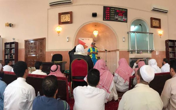 ‏الدفاع المدني بأبها ينقذ عامل سقط بمنور عمارة