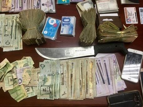 العمل : إلغاء تراخيص 8 مكاتب استقدام خالفت الضوابط والاشتراطات