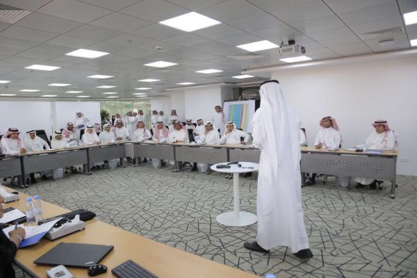 أمير منطقة الرياض يرعي حفل تخرج الدفعة السادسة من طلاب جامعة دار العلوم