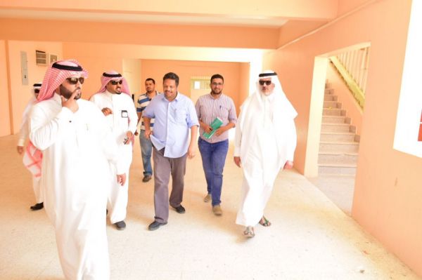 العمل :46 أخصائياً وأخصائية بورشة عمل لبحث العلاج اليدوي