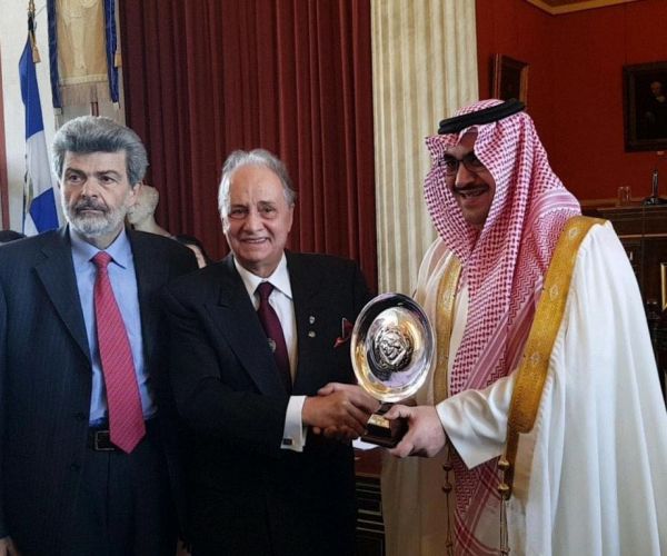 المملكة تضع هاشم صفي الدين على قائمة الأرهاب