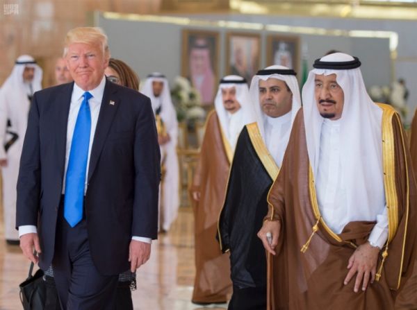 جموع المصلين تشيع شهيد الواجب العريف علي عبادي بمركز الشقيري في ضمد
