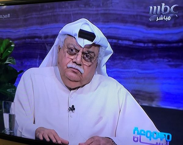 بلدية طريف تغلق 3 محلات وتصادر كمية من المواد الغذائية الفاسدة