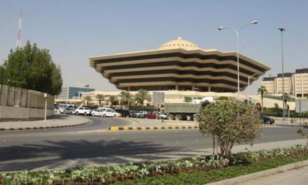محافظ الرس يدشن هدية أبطال الحد الجنوبي