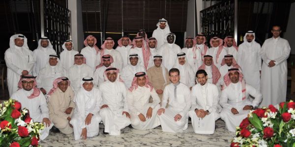 العيسى يرعى الحفل الختامي لمشروع تحدي القراءة العربي
