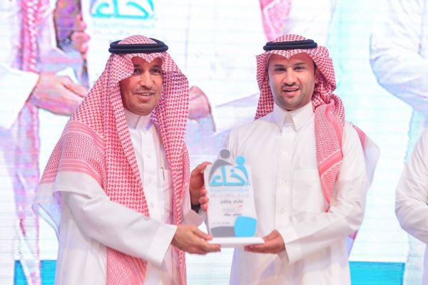 وزارة العمل تفرض رسوم على مستخدمي بوابة مساند للعمالة المنزلية
