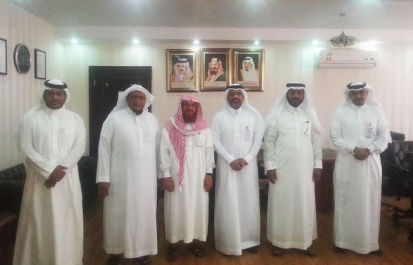 رئيس اللجنة الإشرافية لمشروعات المسجد الحرام يقف على مقر اللجنة الفنية بمنطقة المروة