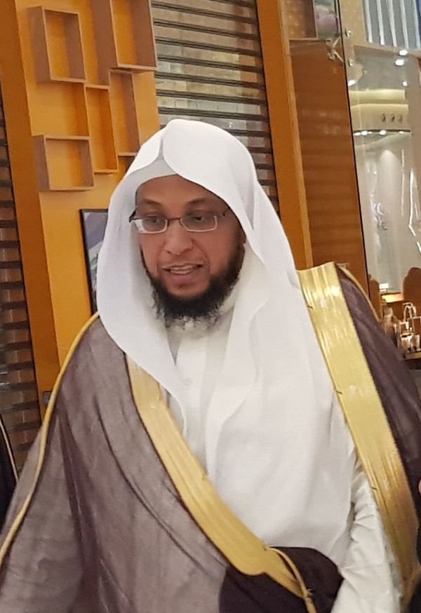 محافظ  القنفذة يشارك أعضاء هيئة الأمر بالمعروف جولاتهم الميدانية