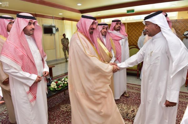 أمير الحدود الشمالية يوجه بإقامة فعاليات ترفيهيه بمناسبة العيد