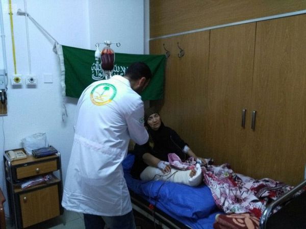 مركز نشاط المهدج يعايد مرضى مستشفى أبوعريش العام