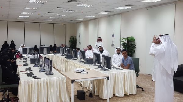 لجنة الإبداع المسرحي بسوق عكاظ تواصل أعمالها