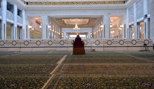 مركز الملك سلمان للإغاثة يدشن مشروع مساعدات الإيواء بالساحل الغربي باليمن