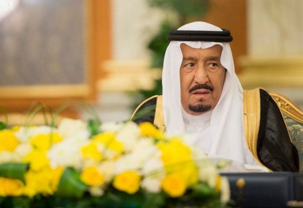 سيده تحمل وتنجب برحمين بالمستشفى الألماني بعسير