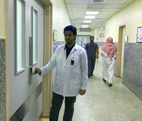 أمير منطقة جازان يعزي خادم الحرمين وولي العهد بوفاة الأمير عبدالرحمن