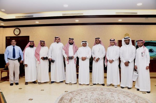 مركز الملك سلمان للإغاثة يسلم وزارة الصحة بكازاخستان مساعدات طبية