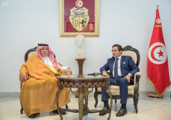 أمير منطقة حائل يستقبل رئيس جمعية حفظ النعمة