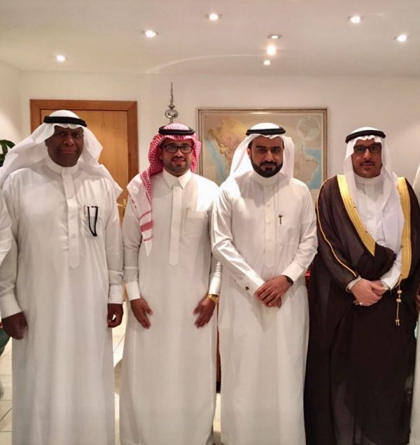 الجضعي يزور ( تكافل ) الخيرية ويطلع على برامج ومشاريع المؤسسة