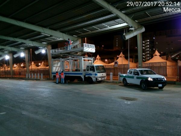 وفد من شركة الكهرباء يطلع على منتجات وادي مكة للتقنية