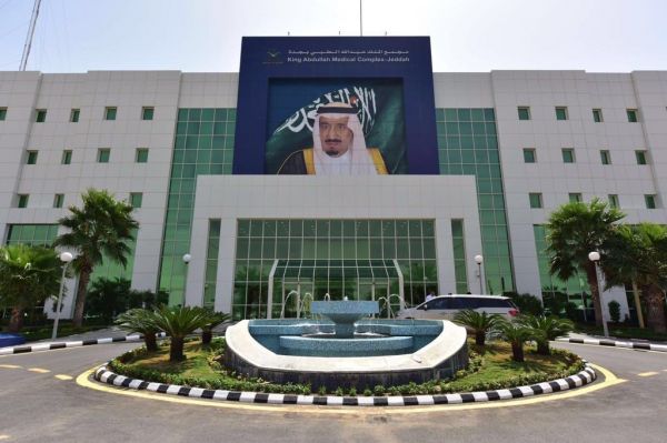 أمير جازان يتسلم تقرير الصندوق الزراعي بالمنطقة