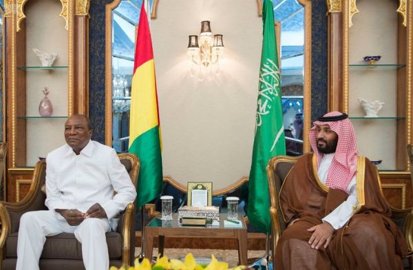 وزير الشؤون البلدية والقروية يناقش الاستثمار في العقارات البلدية