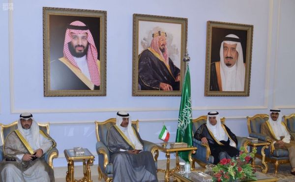 الجيش اللبناني يستهدف مواقع داعش في جرود رأس بعلبك والقاع