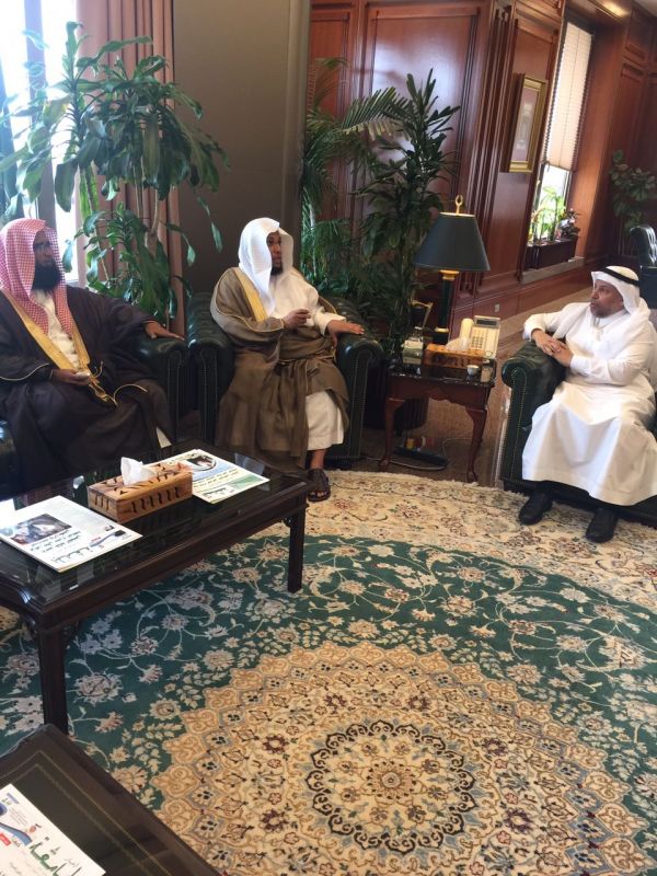 وزارة الثقافة والإعلام تحيل الدكتور علي الربيعي إلى لجنة مخالفات النشر