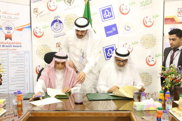 الفوزان : الشورى يدرس إجراء تعديلات على المادة ( 77 ) من نظام العمل