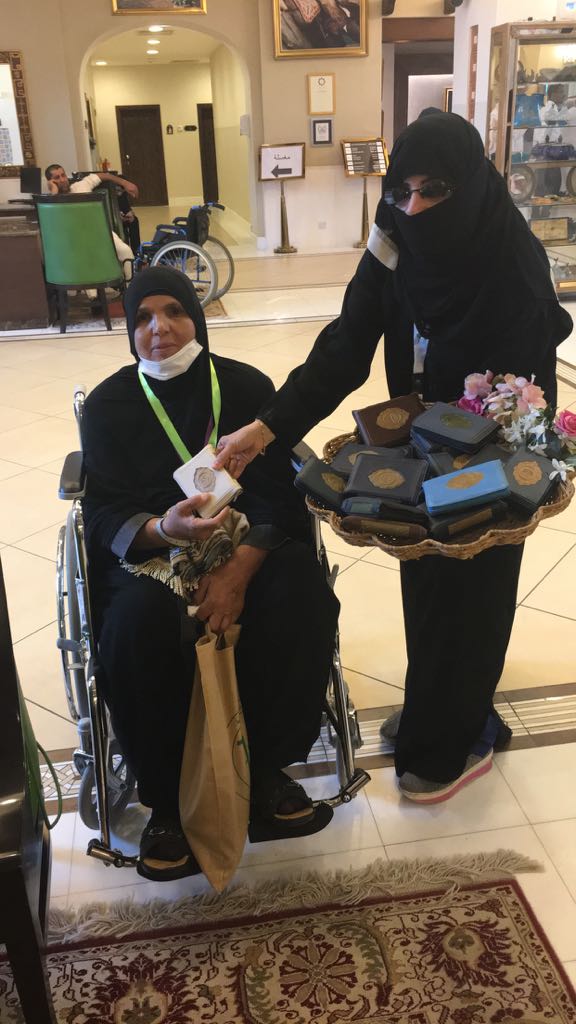 أمير جازان بالنيابة يتسلم تقريرًا عن منجزات إدارة المجاهدين