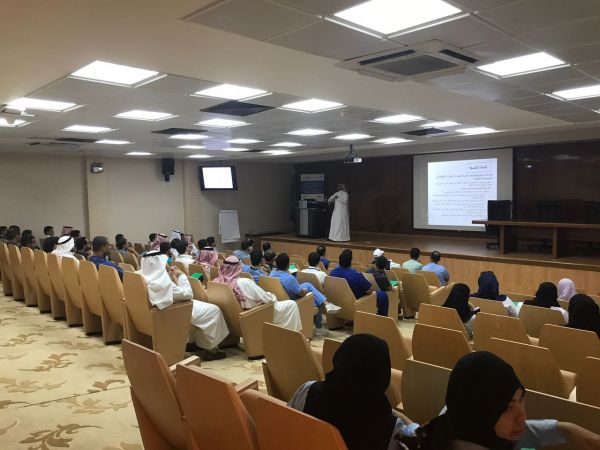 مراوح للرذاذ بمراكز منى للتعامل مع ضربات الشمس