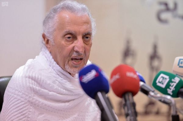 خادم الحرمين الشريفين يتلقى اتصالاً هاتفياً من ولي عهد أبو ظبي