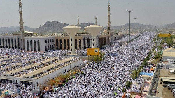 “التجارة” تعلن نجاح الخطة التموينية في عرفات