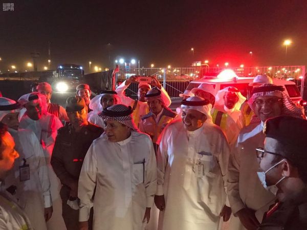 وزير الداخلية يتفقد قوات الأمن الخاصة المشاركة بالحج